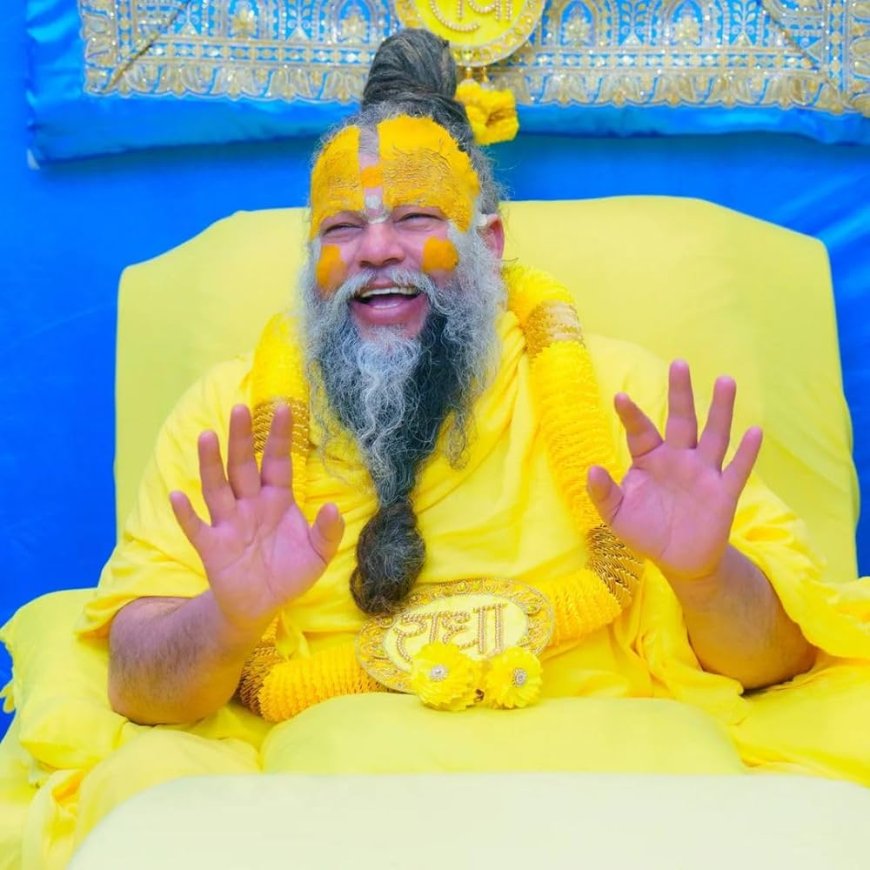 प्रेमानंद महाराज के जन्मदिन पर भक्तों की कतारः 10 क्विंटल फूलों से 2 किमी रास्ते को सजाया, रात 2 बजे आतिशबाजी से सतरंगी हुआ आसमान